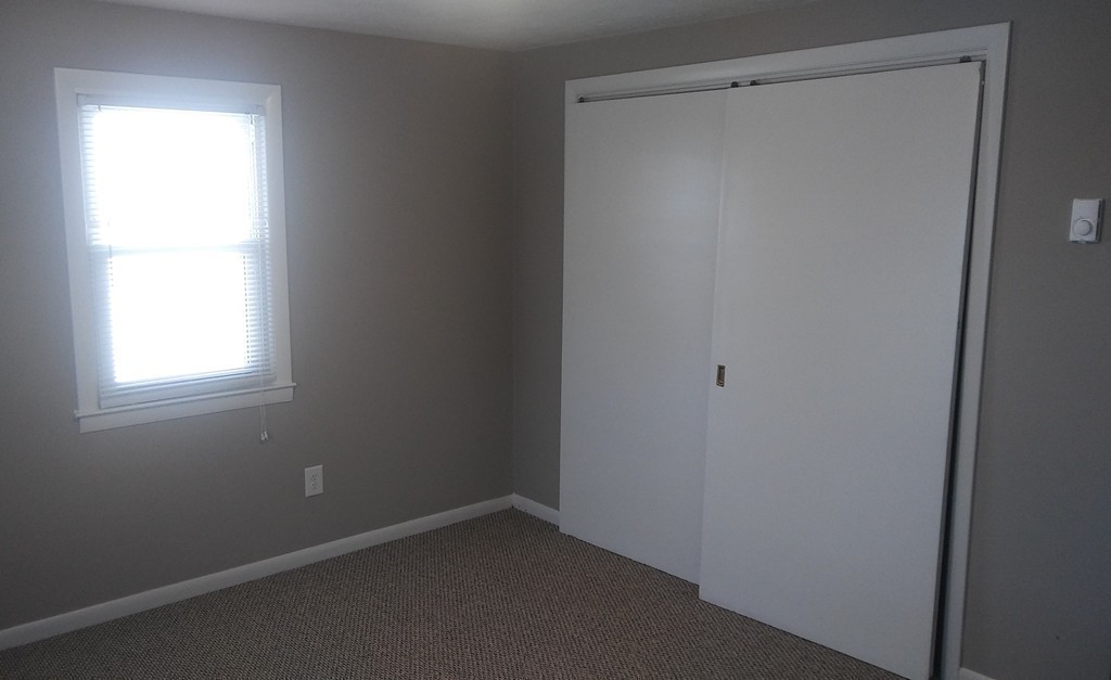 11 Coomes Street Springfield, MA 01108 - Photo 9 of 17