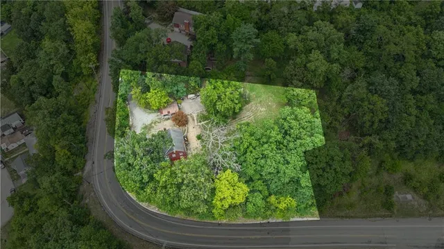 $175,000 | 611 Payne Hill Road, Clairton, PA 15025