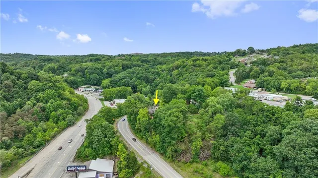 $175,000 | 611 Payne Hill Road, Clairton, PA 15025