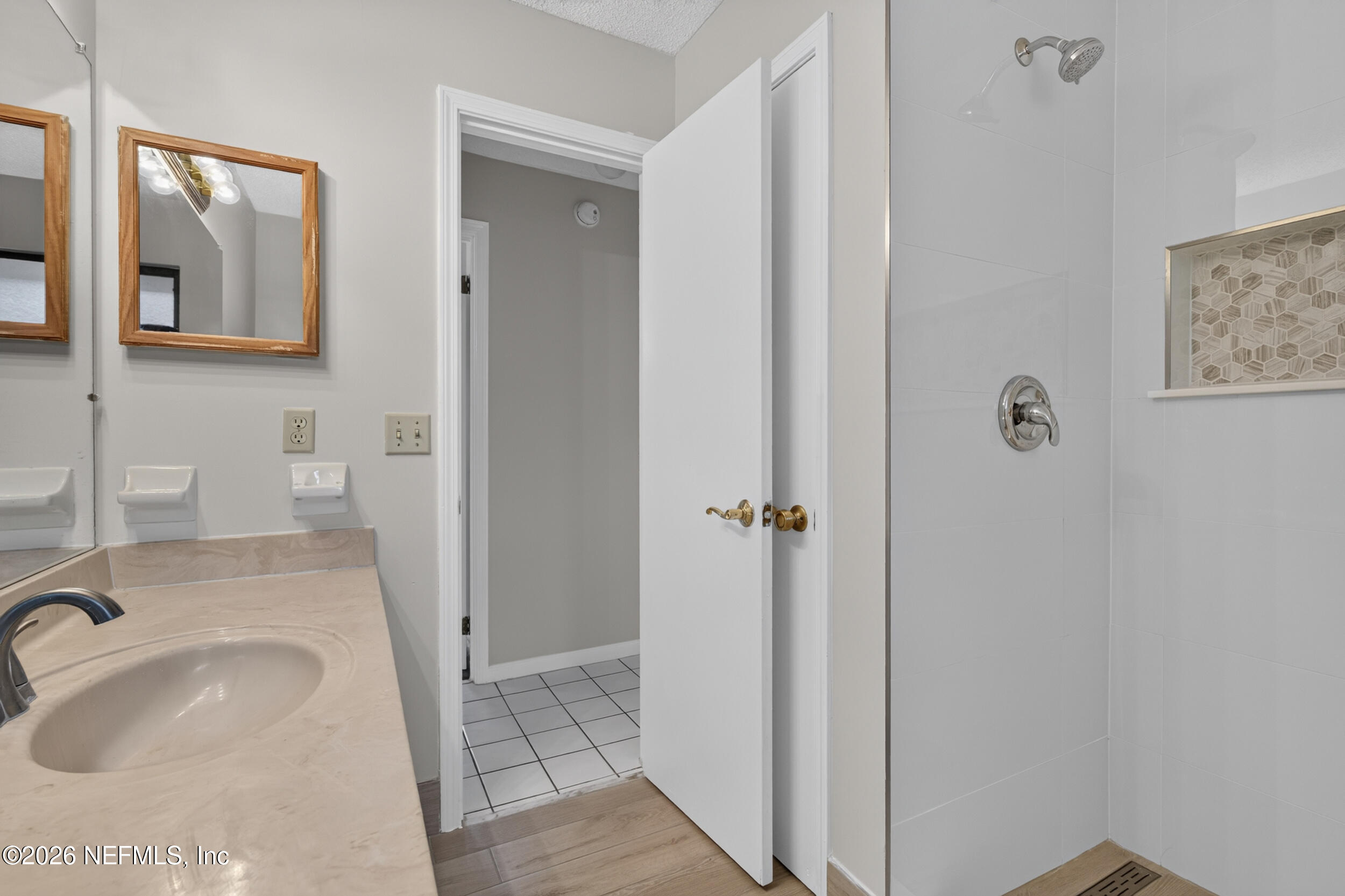 11561 St Josephs Road Jacksonville, FL 32223 - Photo 37 of 69 47_guest bathroom 3
