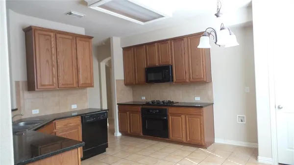$2,995 | 7105 Sugarplum Drive, Plano, TX 75074