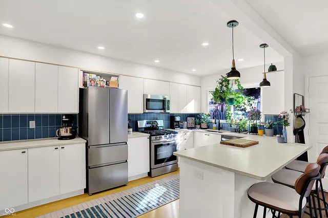 $2,250 | 5212 Nob Lane, Indianapolis, IN 46226