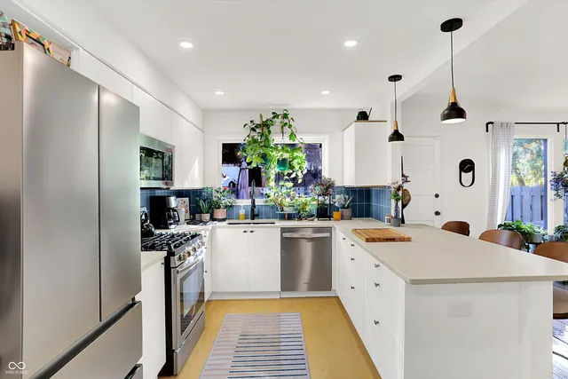 $2,250 | 5212 Nob Lane, Indianapolis, IN 46226