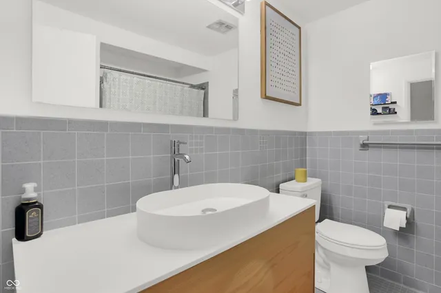 $2,250 | 5212 Nob Lane, Indianapolis, IN 46226