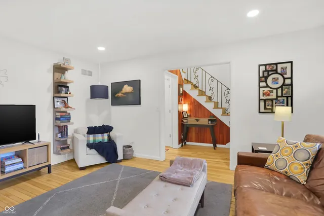 $2,250 | 5212 Nob Lane, Indianapolis, IN 46226