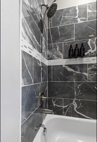 $2,299 | 5914 Southridge Street, Unit B, Houston, TX 77033