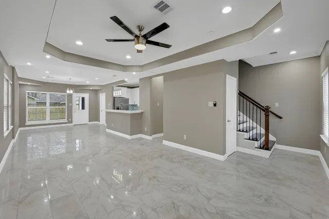 $2,299 | 5914 Southridge Street, Unit B, Houston, TX 77033