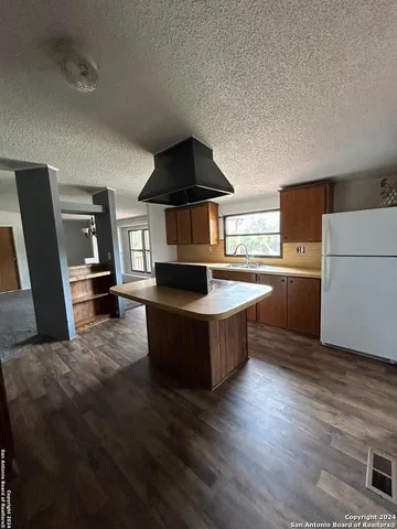 $1,600 | 454 Overland Trail, Bandera, TX 78003