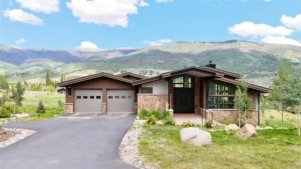 $3,700,000 | 304 Raven Golf Lane, Silverthorne, CO 80498