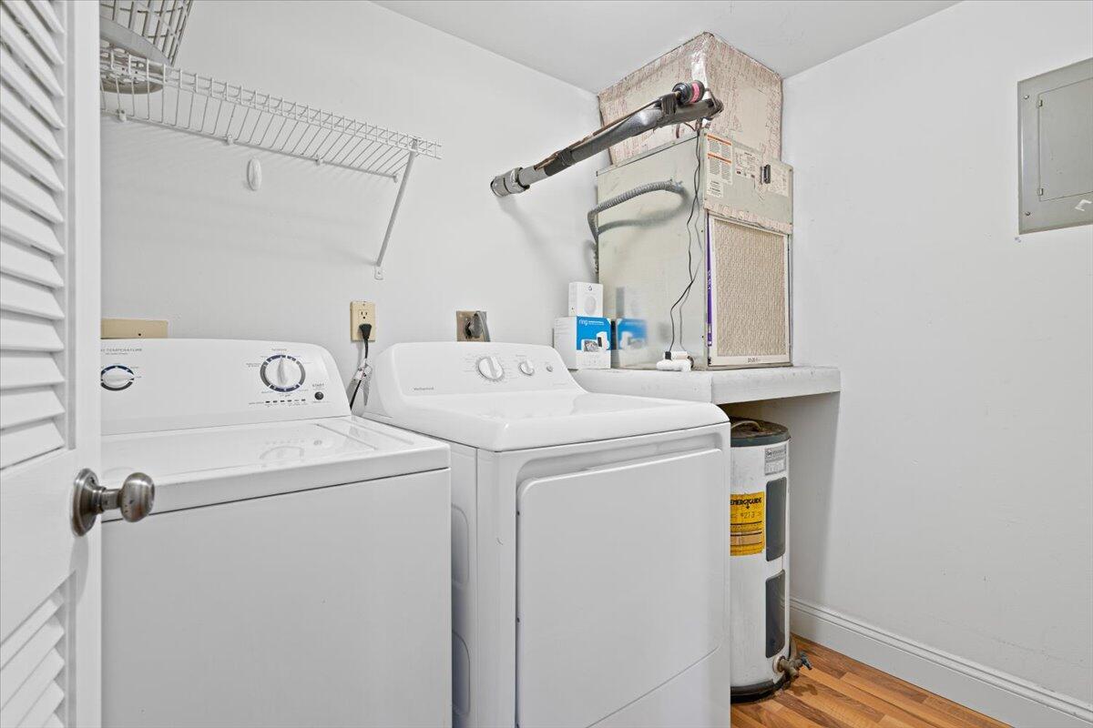 1811 Southwest Palm City Road, Unit A202 Stuart, FL 34994 - Photo 25 of 27 Laundry Room