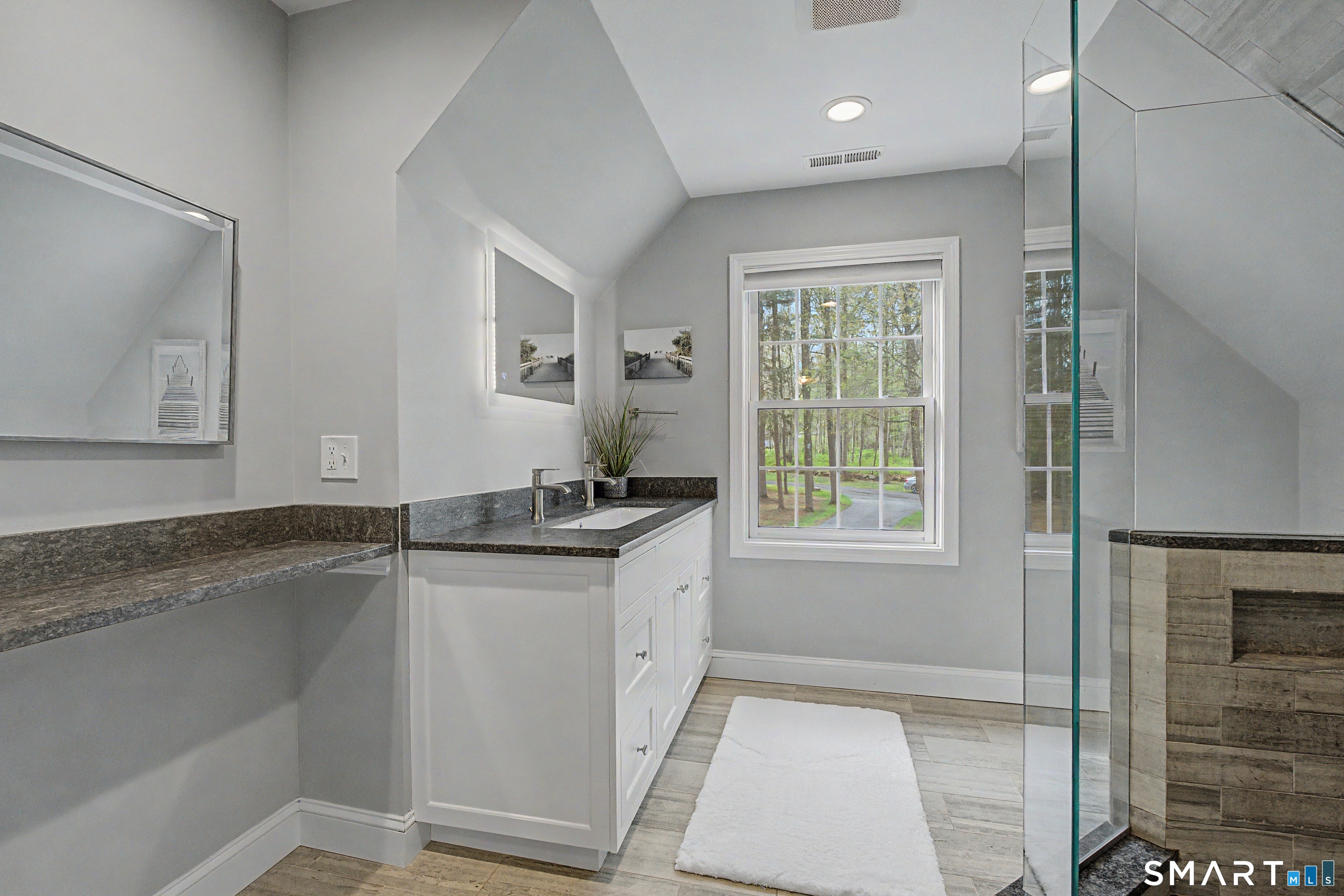 445 Dublin Road Southbury, CT 06488 - Photo 22 of 40