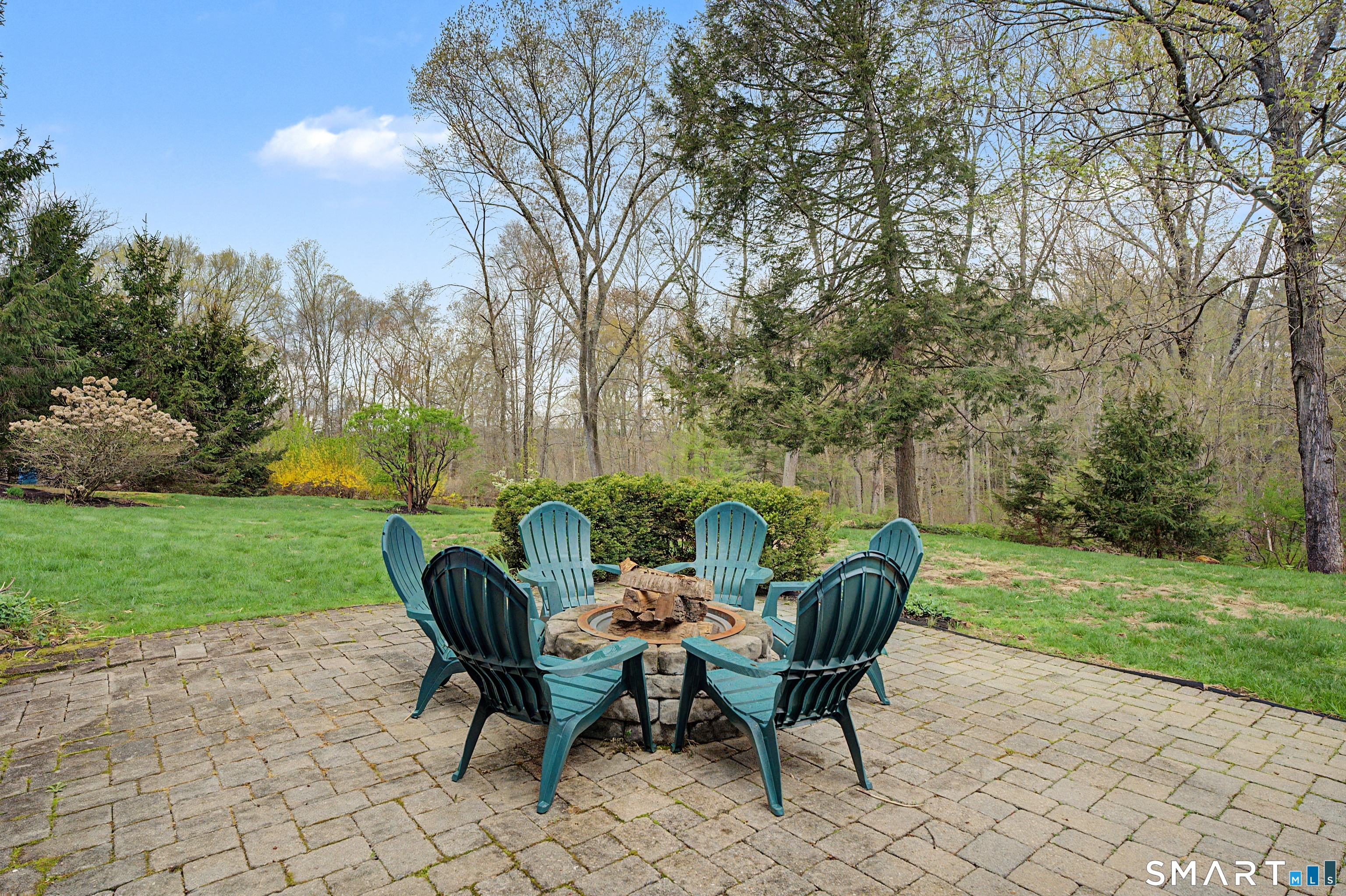 445 Dublin Road Southbury, CT 06488 - Photo 29 of 40 Walk out basement to patio
