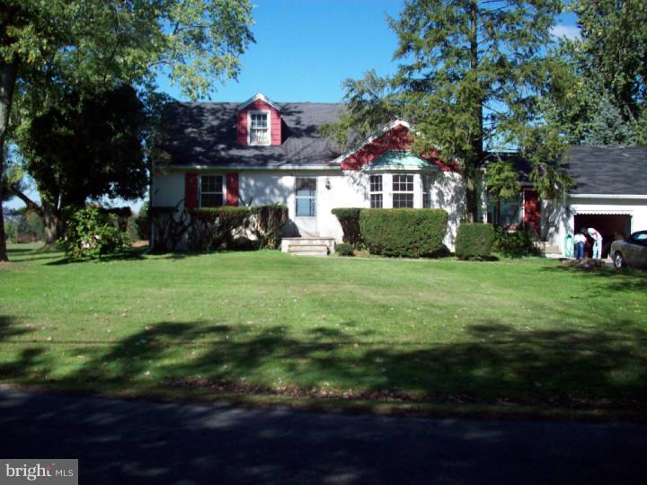 1704 Deep Run Road Pipersville, PA 18947 - Photo 2 of 12 Exterior Front