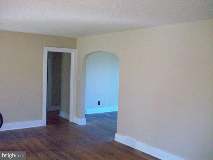 1704 Deep Run Road Pipersville, PA 18947 - Photo 11 of 12 Gallery Image 11