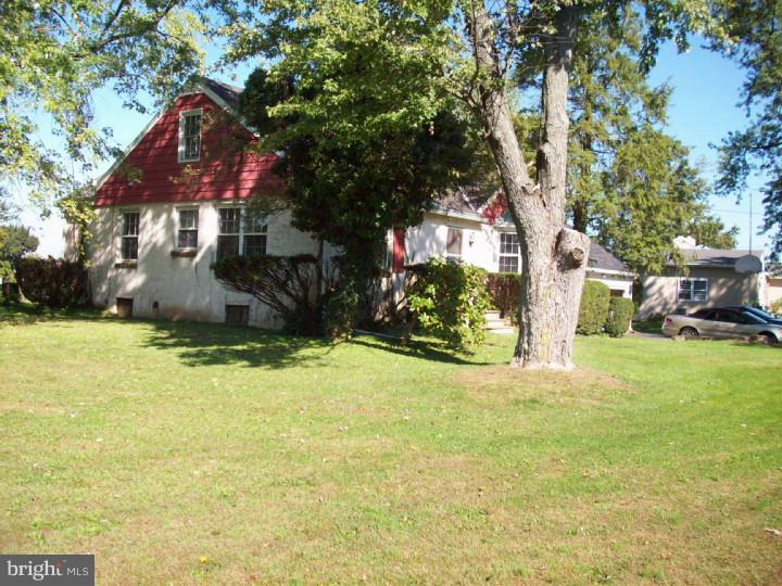1704 Deep Run Road Pipersville, PA 18947 - Photo 3 of 12 Gallery Image 3