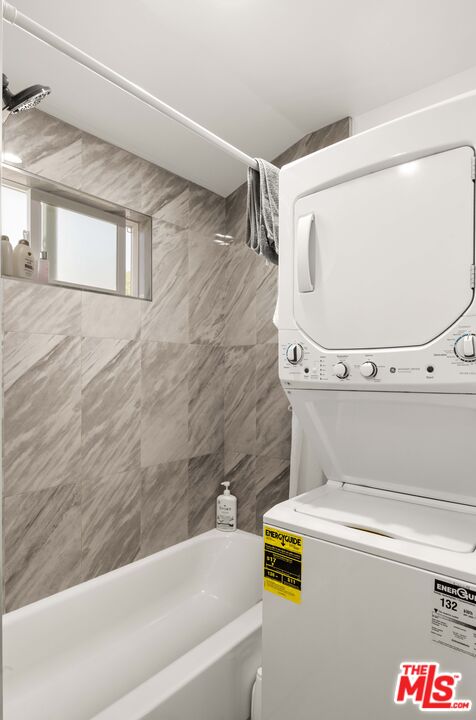 7752 Le Berthon Street Tujunga, CA 91042 - Photo 14 of 15 a bathroom with a bathtub and shower