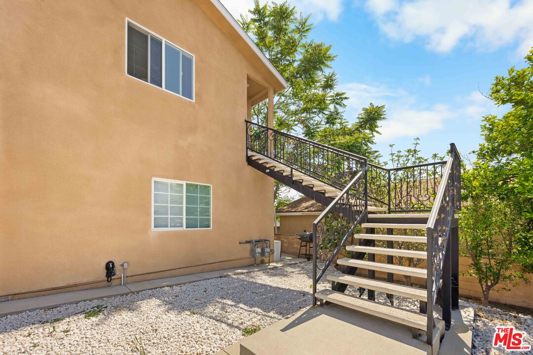 7752 Le Berthon Street Tujunga, CA 91042 - Photo 3 of 15 a view of entryway with a front door