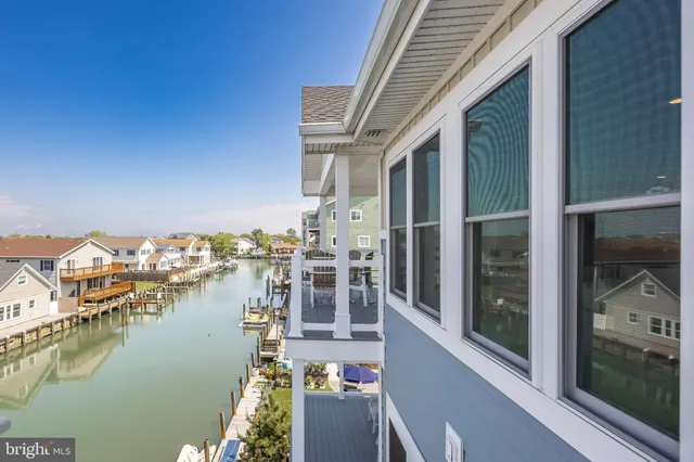 a view of a house with outdoor space