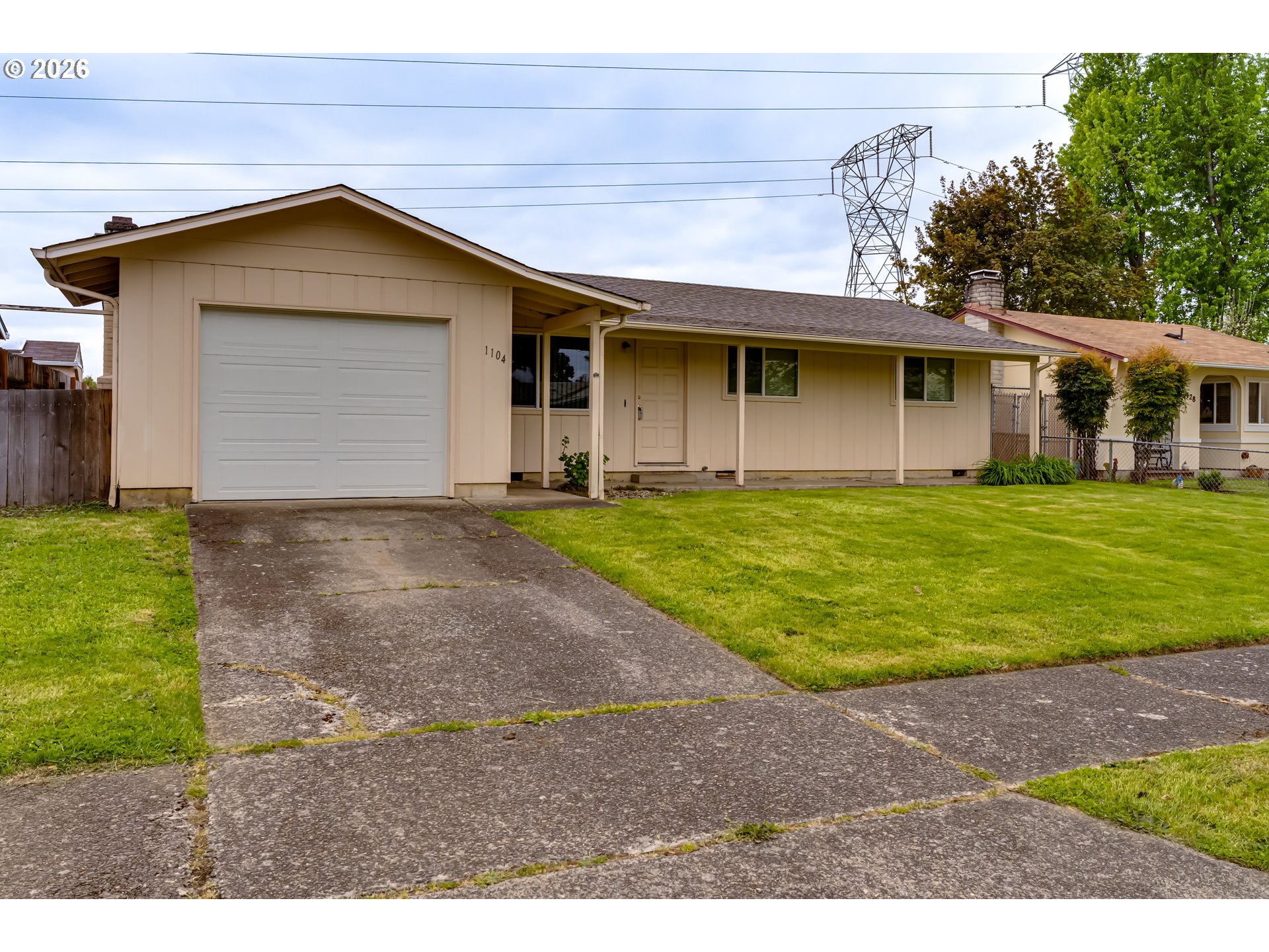 1104 56th Street Springfield, OR 97478 - Photo 2 of 38