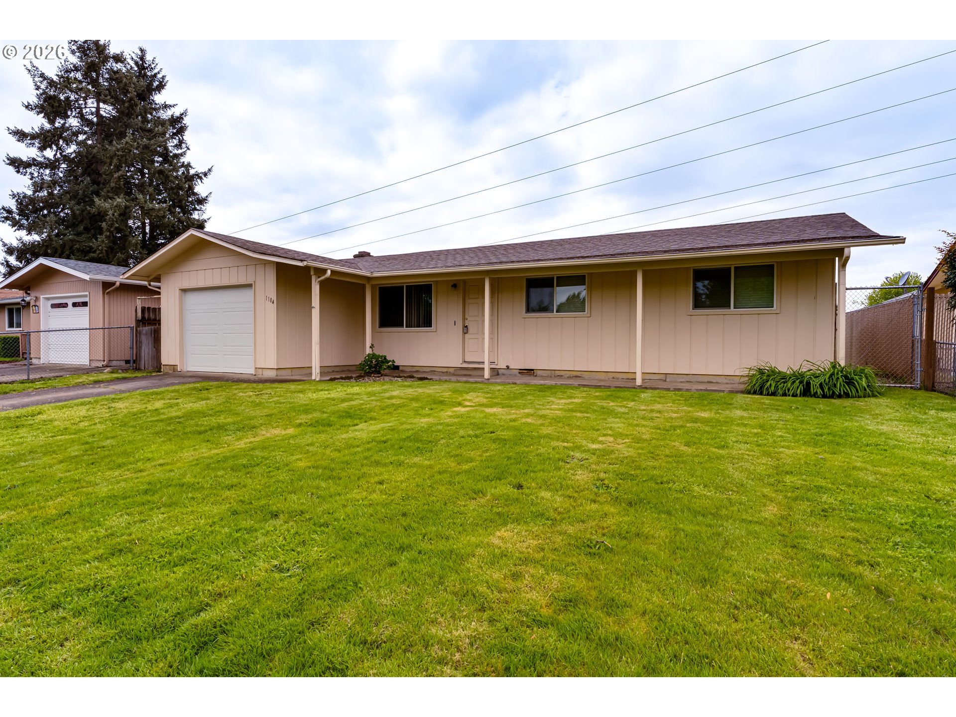1104 56th Street Springfield, OR 97478 - Photo 3 of 38