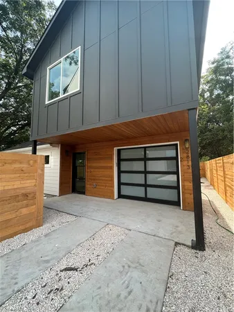 $2,885 | 2813 Prado Street, Unit 2, Austin, TX 78702