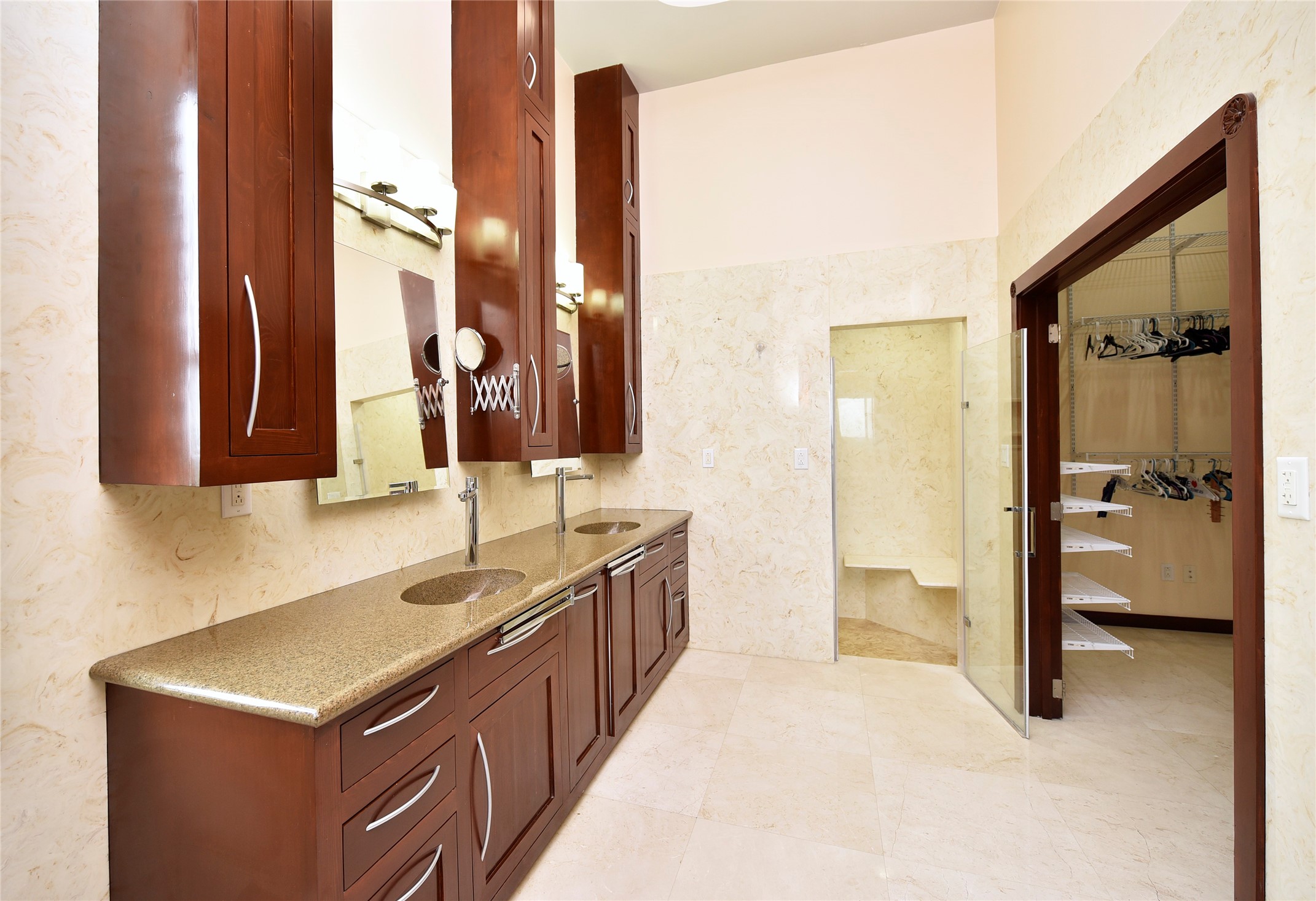 6602 Rohan Road Richmond, TX 77469 - Photo 21 of 49 a bathroom with a sink and a mirror
