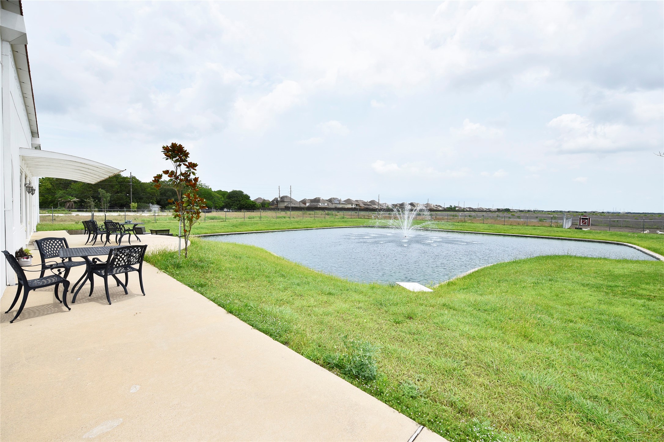 6602 Rohan Road Richmond, TX 77469 - Photo 35 of 49 a view of a swimming pool and a yard