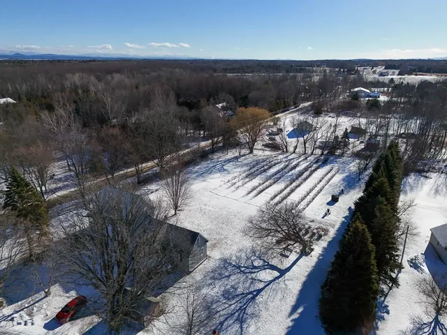 $559,000 | 63 Adams School Road, Grand Isle, VT 05458