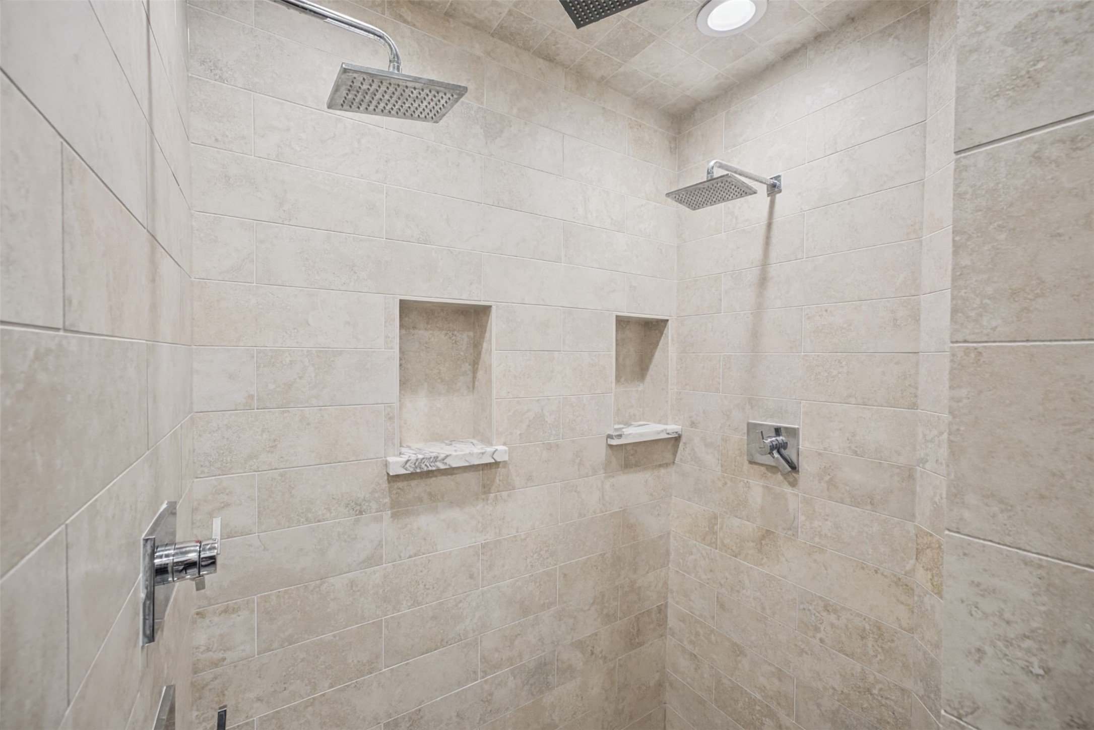 8897 Van Allen Drive Spring, TX 77381 - Photo 13 of 21 Gallery Image 13