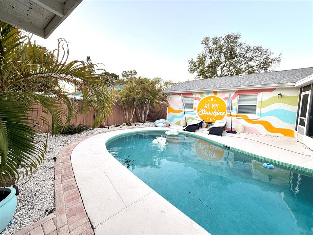 7812 Powder Horn Circle Largo, FL 33773 - Photo 11 of 32