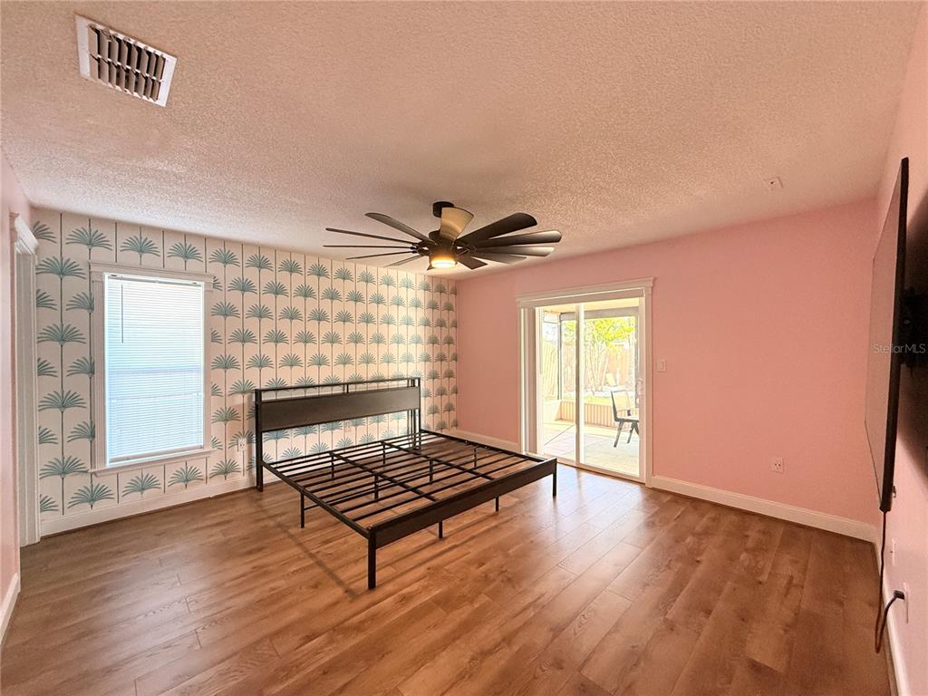 7812 Powder Horn Circle Largo, FL 33773 - Photo 15 of 32