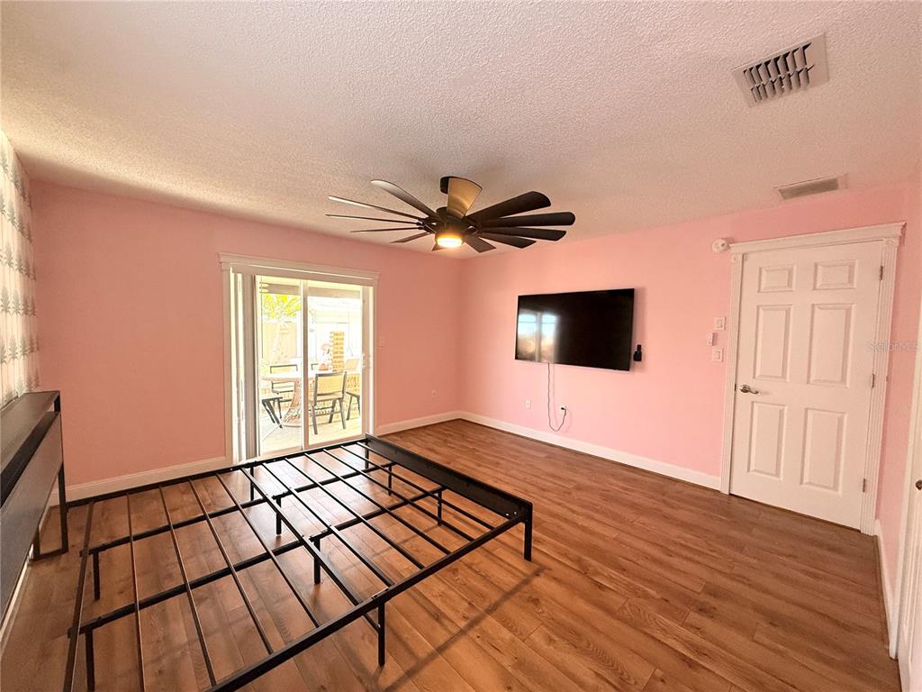 7812 Powder Horn Circle Largo, FL 33773 - Photo 16 of 32