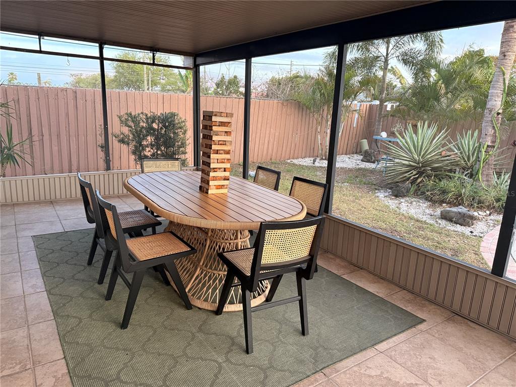 7812 Powder Horn Circle Largo, FL 33773 - Photo 22 of 32