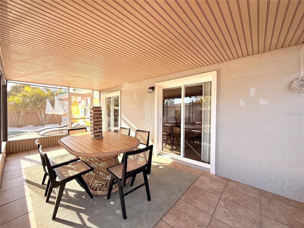 7812 Powder Horn Circle Largo, FL 33773 - Photo 26 of 32