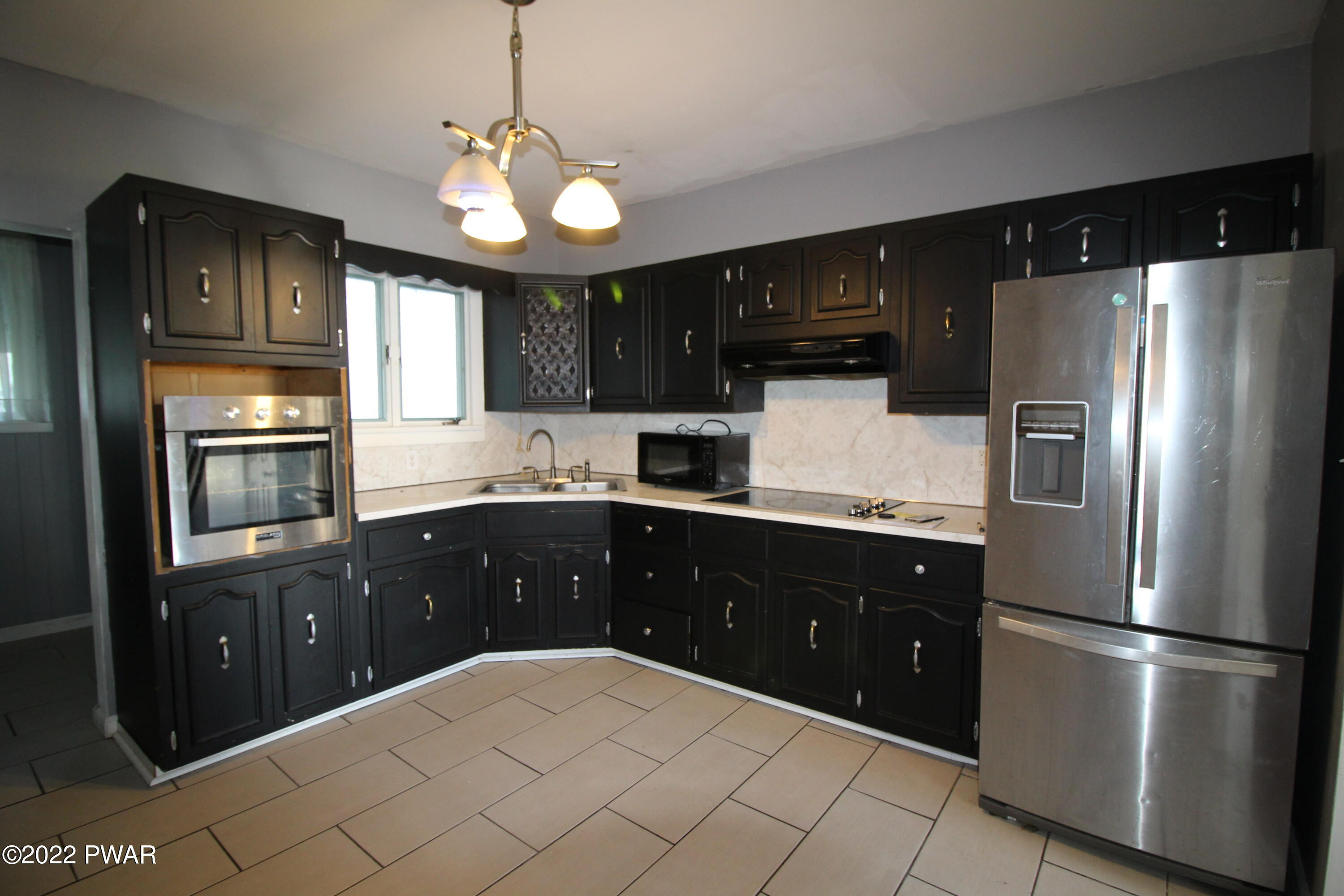 616 R Susquehanna Avenue Olyphant, PA 18447 - Photo 5 of 47