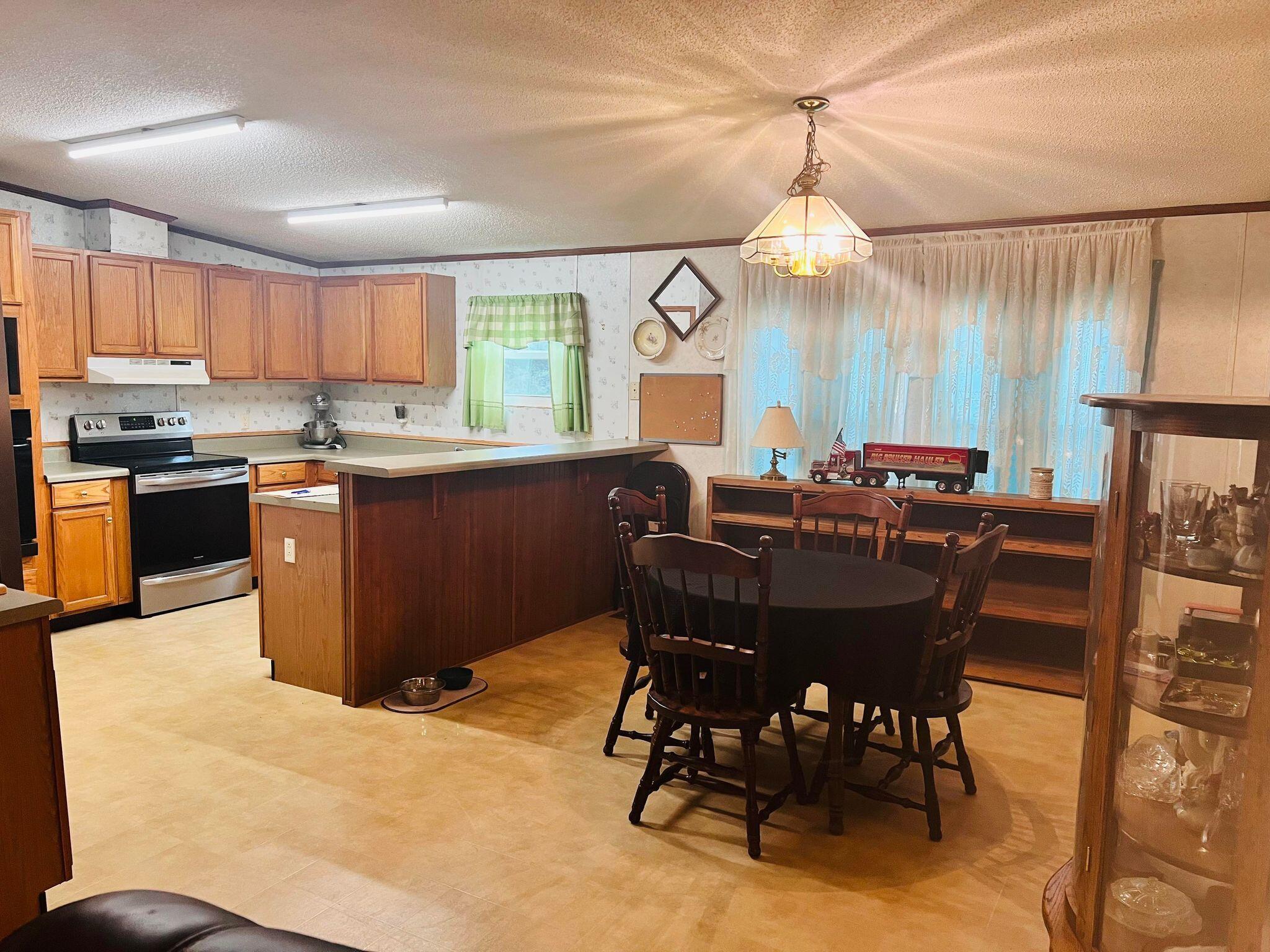 2231 Cook Road Westville, FL 32464 - Photo 3 of 19 337677461_226540493242225_12385260624672