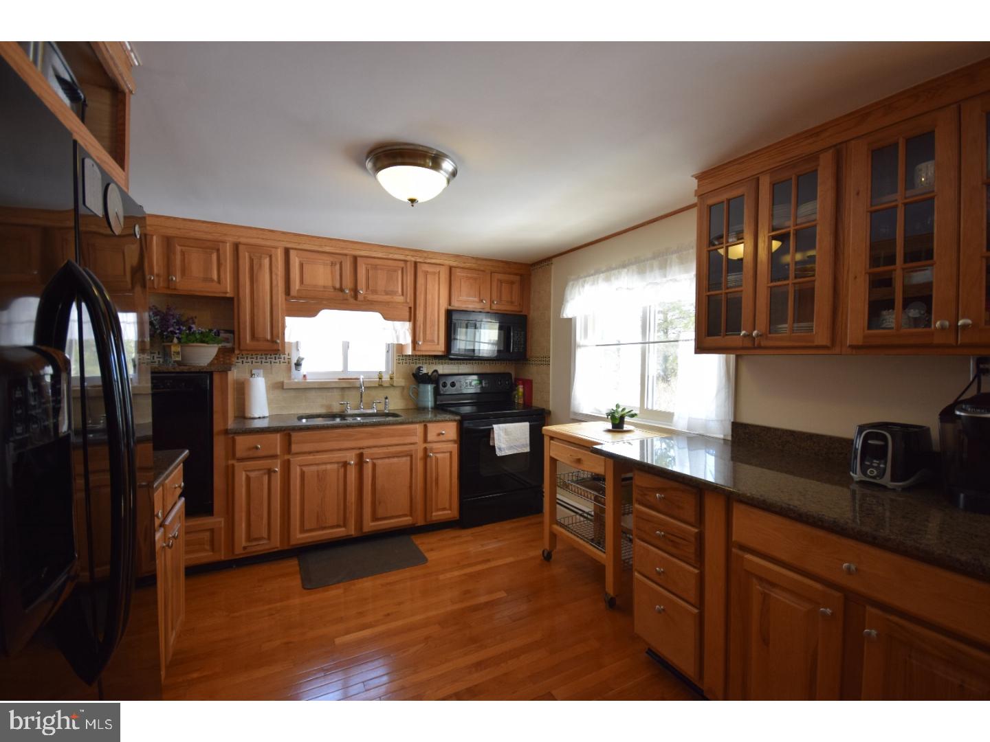 137 Daniel Boone Road Birdsboro, PA 19508 - Photo 3 of 22 Gallery Image 3