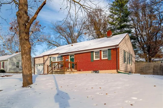 $230,000 | 5109 North Garfield Avenue, Kansas City, MO 64118