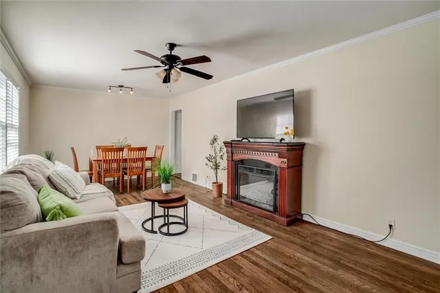 $230,000 | 5109 North Garfield Avenue, Kansas City, MO 64118