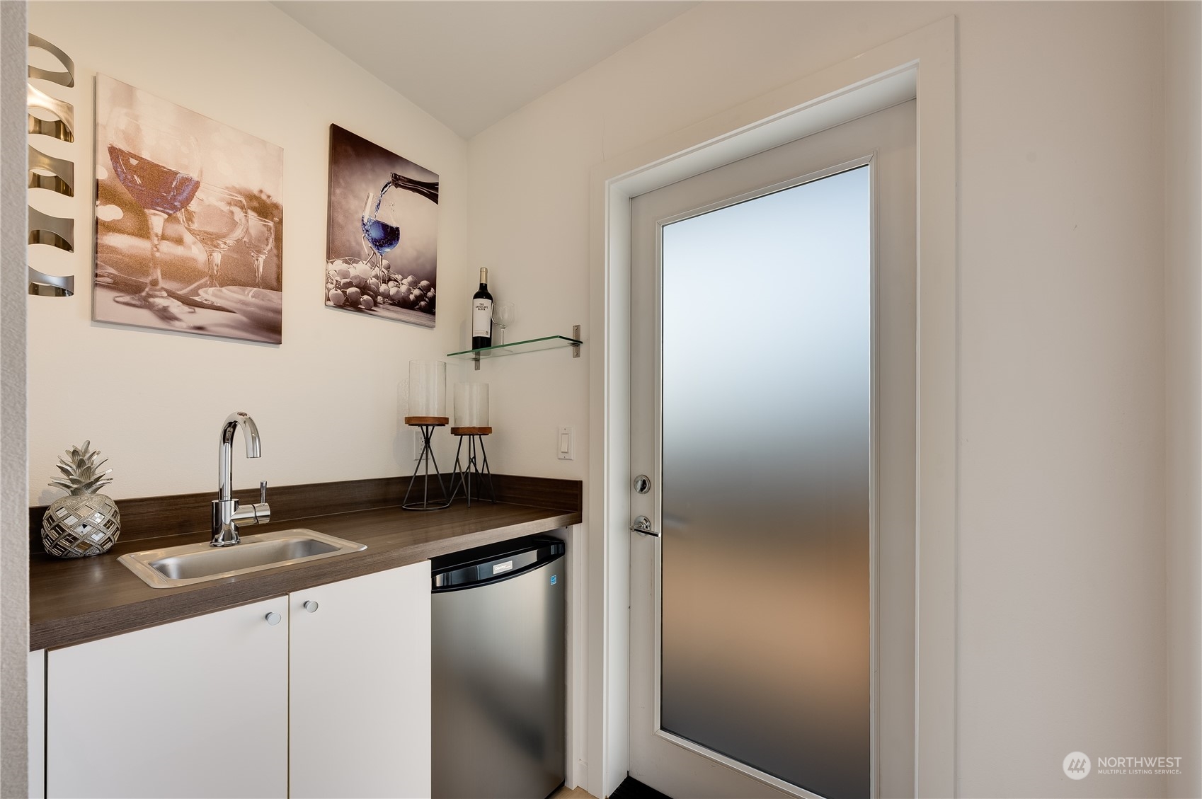 4254 Southwest Myrtle Street Seattle, WA 98136 - Photo 27 of 37 Gallery Image 27