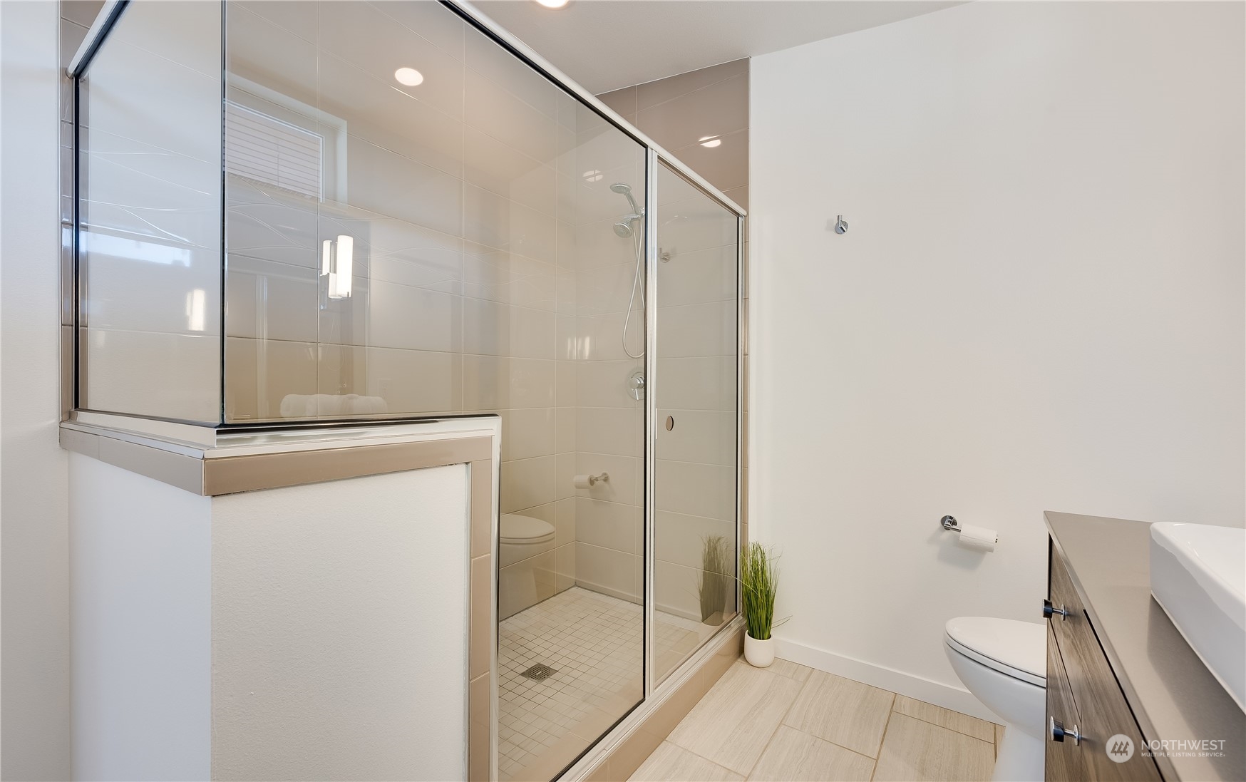 4254 Southwest Myrtle Street Seattle, WA 98136 - Photo 36 of 37 Gallery Image 36