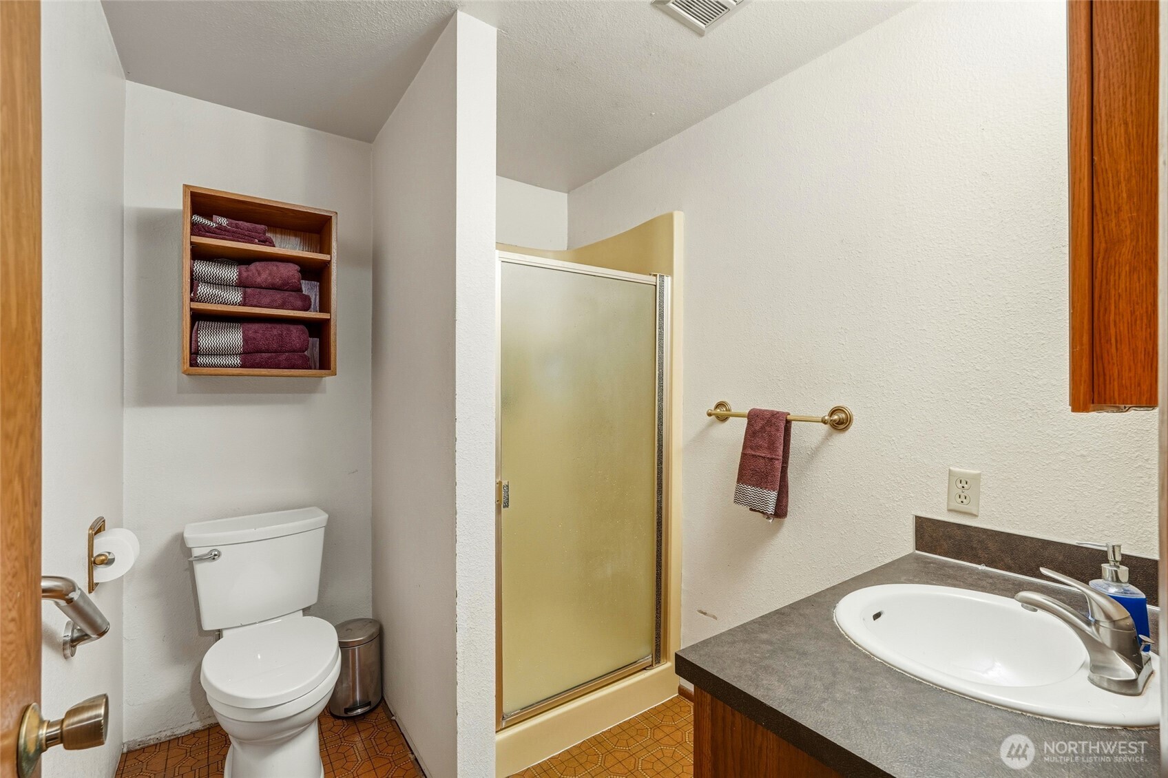 7172 Butler Hill Road Burlington, WA 98233 - Photo 13 of 35