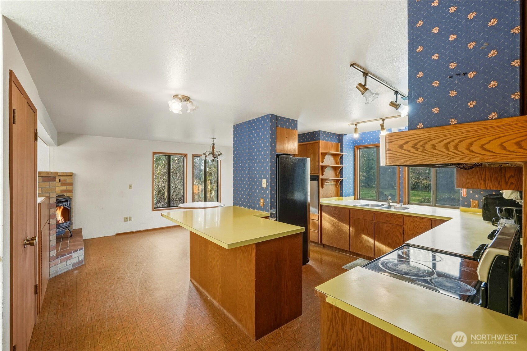 7172 Butler Hill Road Burlington, WA 98233 - Photo 7 of 35