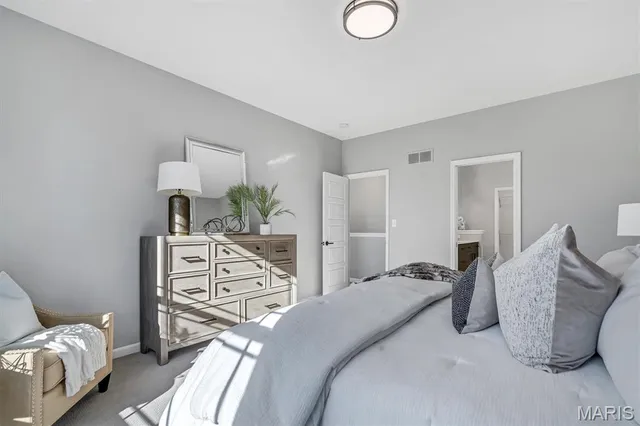 $538,708 | 533 Ryehill Drive, St. Peters, MO 63376