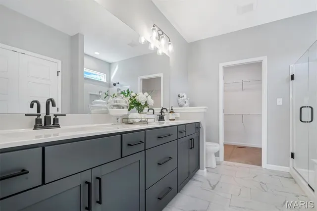 $538,708 | 533 Ryehill Drive, St. Peters, MO 63376