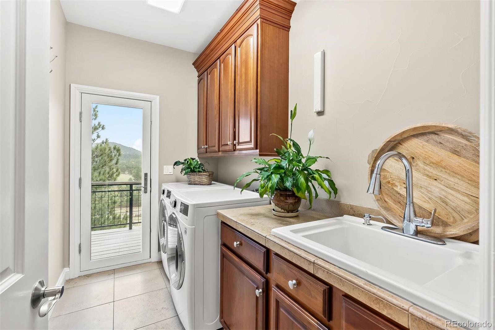 25576 Elk Range Road Evergreen, CO 80439 - Photo 17 of 49