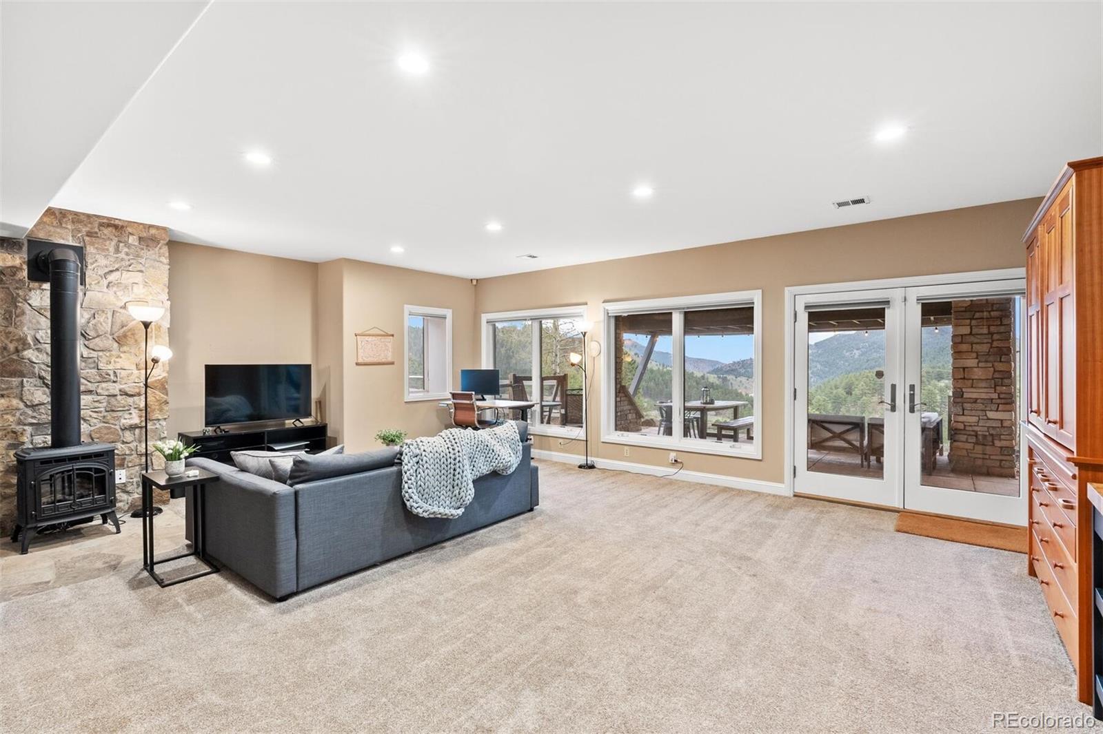 25576 Elk Range Road Evergreen, CO 80439 - Photo 34 of 49