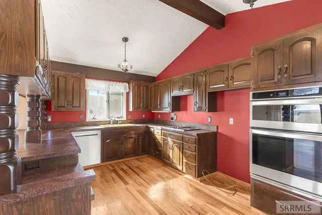 $575,000 | 143 South 1200 Road West, Blackfoot, ID 83221