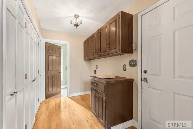 $575,000 | 143 South 1200 Road West, Blackfoot, ID 83221