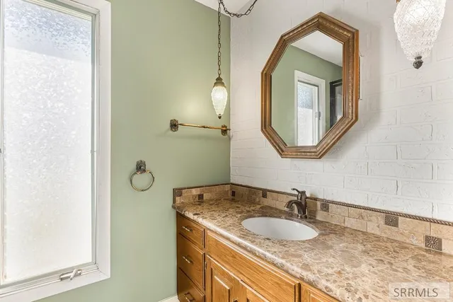 $575,000 | 143 South 1200 Road West, Blackfoot, ID 83221